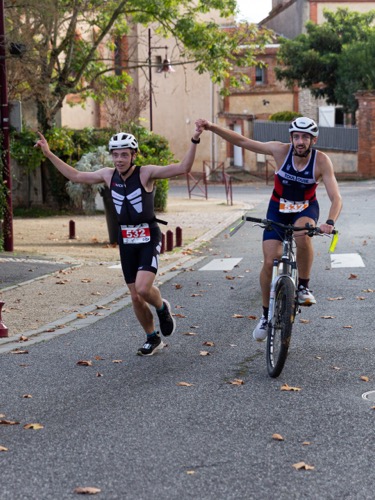 L’équipe des vainqueurs du R&B 2024 sur 13 km Damien et Eliott Manton
