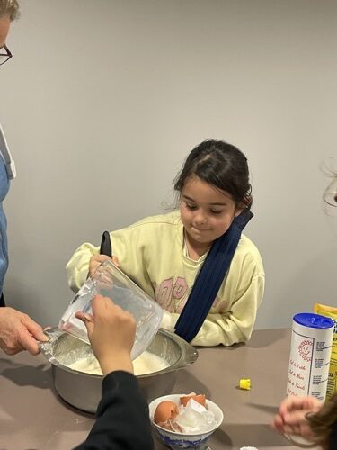 Les enfants du CLAS à l'atelier crêpes 2026